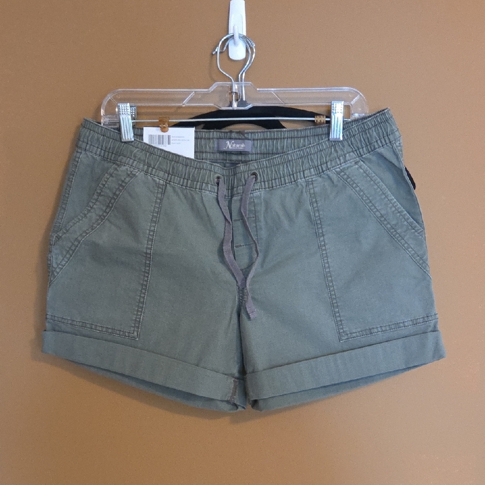 Natural Reflections Olive Cargo Shorts